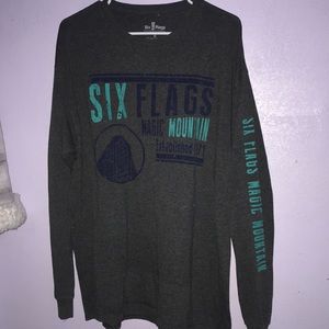 Long sleeve Six Flags shirt